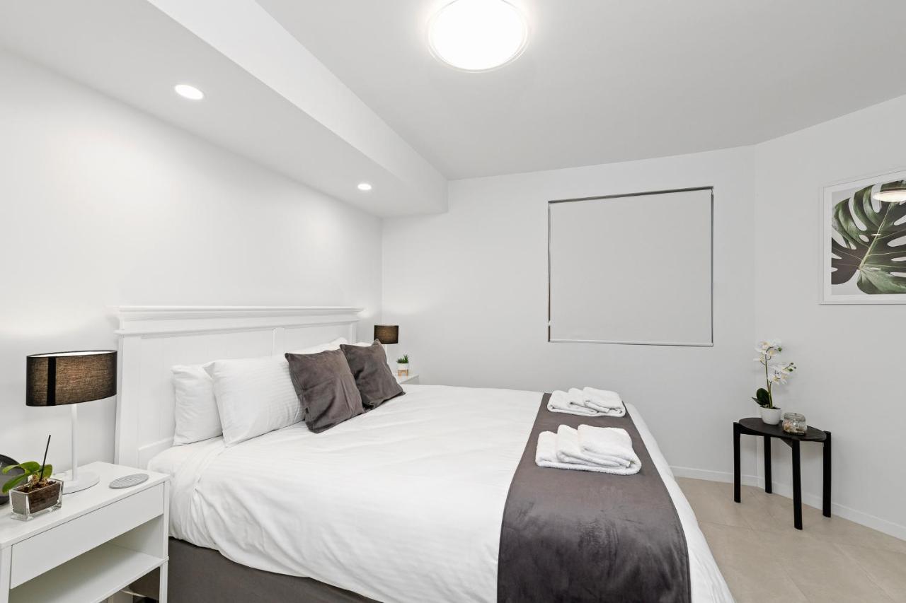 Alexandria Apartments Alexandra Headland Esterno foto